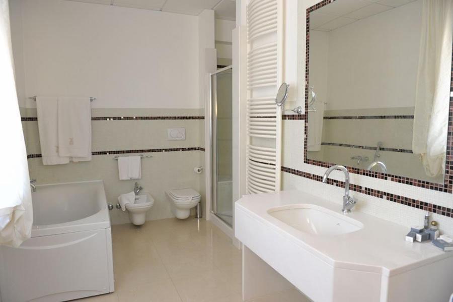 Superior Double or Twin Room,160672014:JPEG